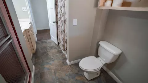 145 E Scott St, Long Beach, CA 90805 photo 24
