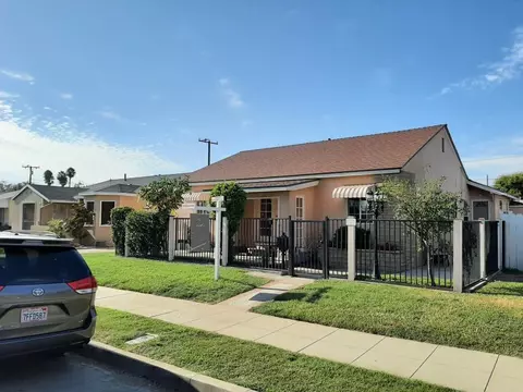 145 E Scott St, Long Beach, CA 90805 photo 1