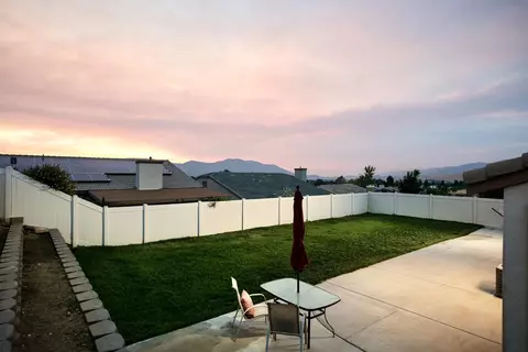 1322 Arabella Ct, Tehachapi, CA 93561 photo 3