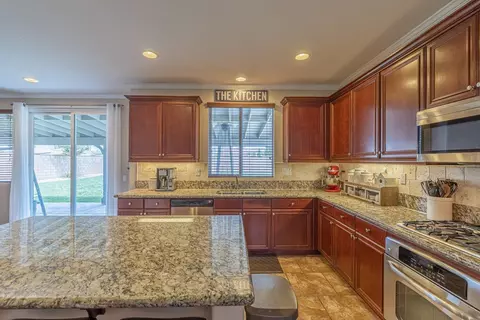 3045 Albret St, Lancaster, CA 93536 photo 12