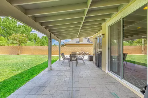 3045 Albret St, Lancaster, CA 93536 photo 27