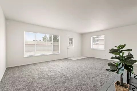 44615 2nd St E, Lancaster, CA 93535 photo 4