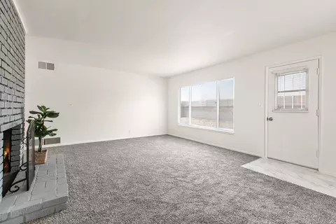 44615 2nd St E, Lancaster, CA 93535 photo 6