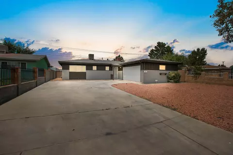 44615 2nd St E, Lancaster, CA 93535 photo 1
