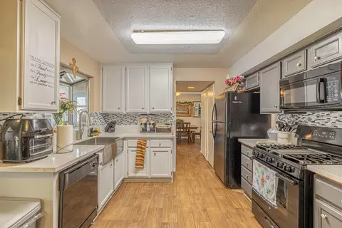5123 Karling Pl, Palmdale, CA 93552 photo 7