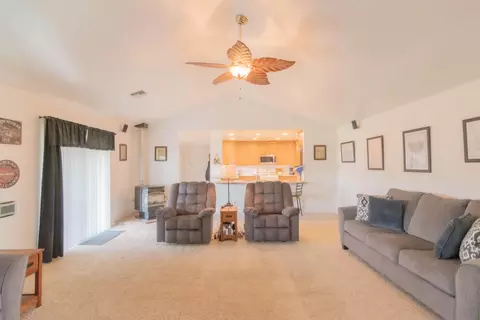 20155 Pinon Canyon Rd, Tehachapi, CA 93561 photo 12