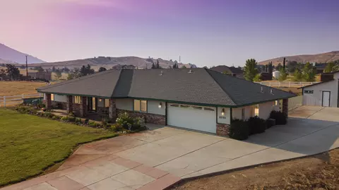 20155 Pinon Canyon Rd, Tehachapi, CA 93561 photo 2