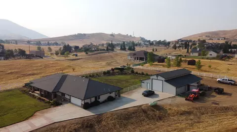 20155 Pinon Canyon Rd, Tehachapi, CA 93561 photo 6