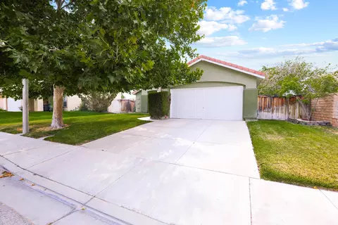 44319 63rd St W St W, Lancaster, CA 93536 photo 3