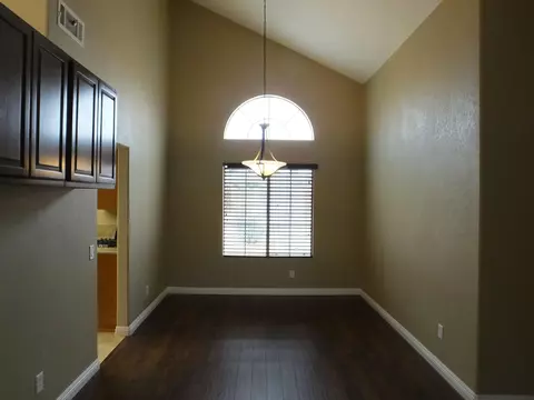 433 E Avenue J9, Lancaster, CA 93535 photo 7