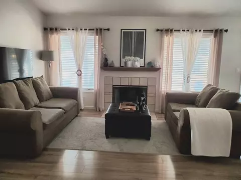 6245 Golding Dr, Lancaster, CA 93536 photo 4