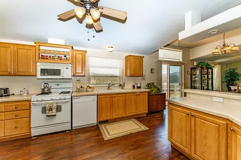 7539 Carmack Ct, Acton, CA 93510 photo 5