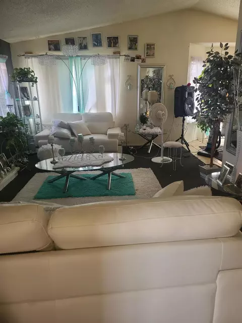37030 33rd St E, Palmdale, CA 93550 photo 6