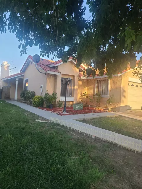 37030 33rd St E, Palmdale, CA 93550 photo 3