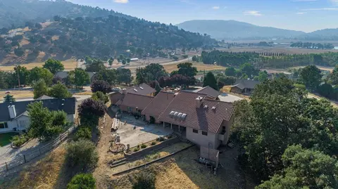 23240 Lakeview Dr, Tehachapi, CA 93561 photo 56