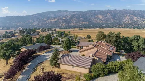 23240 Lakeview Dr, Tehachapi, CA 93561 photo 50