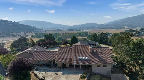 23240 Lakeview Dr, Tehachapi, CA 93561 photo 57