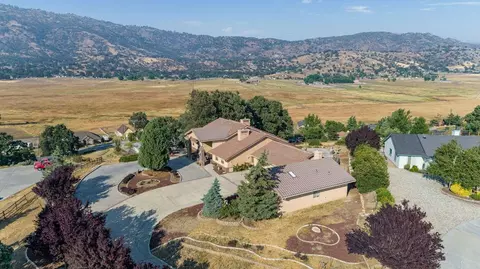 23240 Lakeview Dr, Tehachapi, CA 93561 photo 49