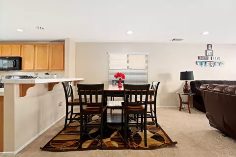 3049 E Lingard St, Lancaster, CA 93535 photo 9