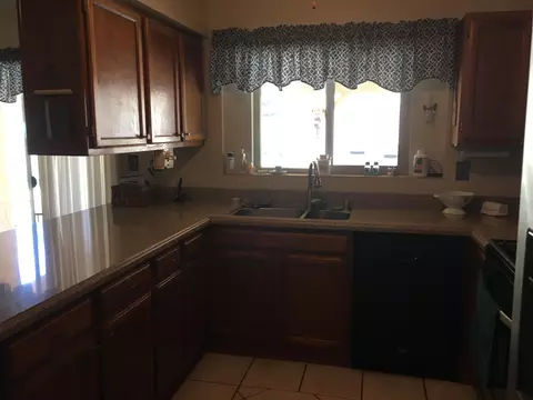 2025 Galloping Way, Acton, CA 93510 photo 5