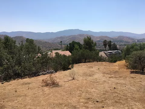 2025 Galloping Way, Acton, CA 93510 photo 21