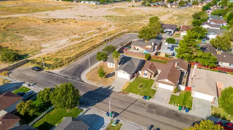 45911 Schamise St, Lancaster, CA 93534 photo 20