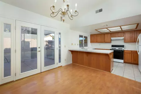 45911 Schamise St, Lancaster, CA 93534 photo 7