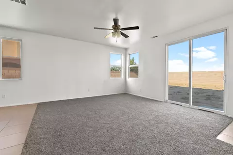 43044 Yaffa St, Lancaster, CA 93535 photo 5