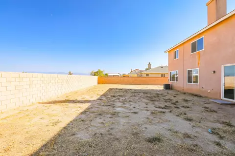 43044 Yaffa St, Lancaster, CA 93535 photo 36