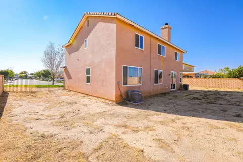 43044 Yaffa St, Lancaster, CA 93535 photo 39