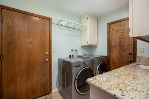 43038 Ed Halley Pl, Lancaster, CA 93536 photo 11