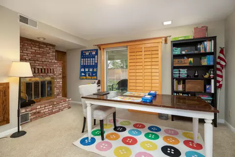 43038 Ed Halley Pl, Lancaster, CA 93536 photo 18