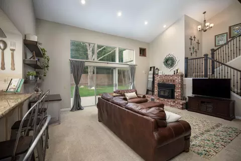 43038 Ed Halley Pl, Lancaster, CA 93536 photo 13