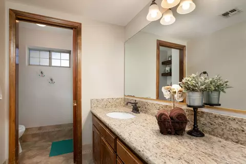 43038 Ed Halley Pl, Lancaster, CA 93536 photo 20