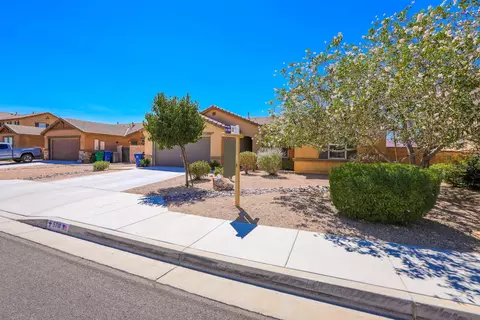 5718 W Avenue K11, Lancaster, CA 93536 photo 4