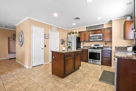5718 W Avenue K11, Lancaster, CA 93536 photo 13