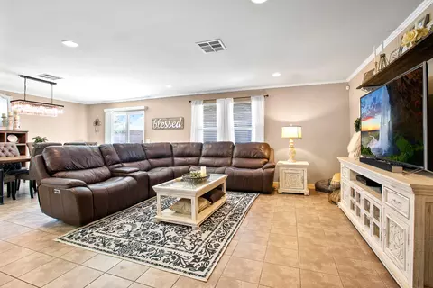 5718 W Avenue K11, Lancaster, CA 93536 photo 9