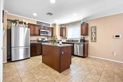 5718 W Avenue K11, Lancaster, CA 93536 photo 11