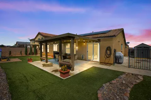 5718 W Avenue K11, Lancaster, CA 93536 photo 2