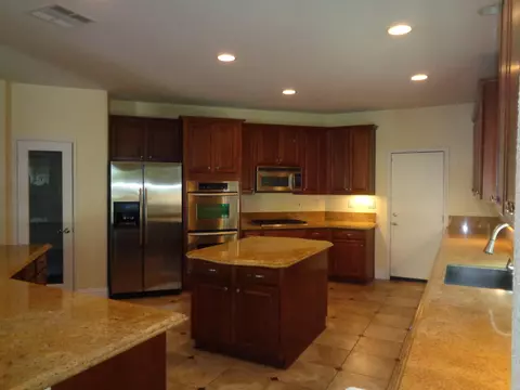 43203 Edson Ave, Lancaster, CA 93536 photo 9