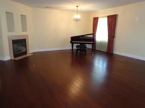 43203 Edson Ave, Lancaster, CA 93536 photo 5