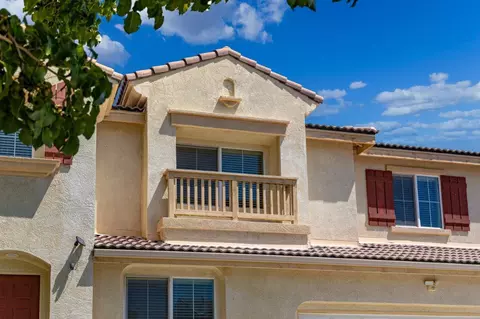 43844 Spring St, Lancaster, CA 93536 photo 2