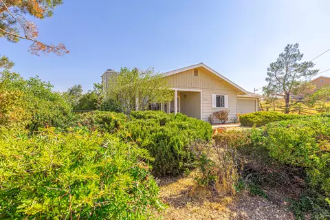 20301 Weston Ave, Tehachapi, CA 93561 photo 10