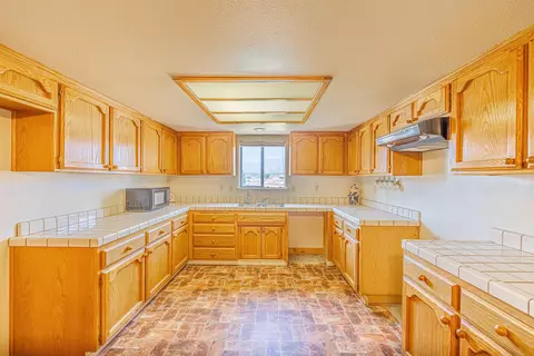20301 Weston Ave, Tehachapi, CA 93561 photo 13