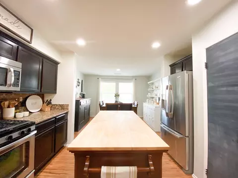 7108 Hemlock Ave, Lancaster, CA 93536 photo 8