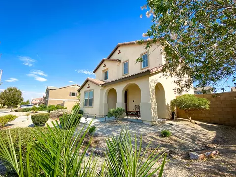 7108 Hemlock Ave, Lancaster, CA 93536 photo 2