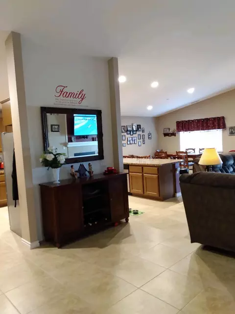 43826 Madison Ct, Lancaster, CA 93536 photo 9