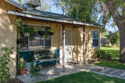38503 26th St E, Palmdale, CA 93550 photo 3