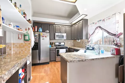 2631 Regal Ct, Lancaster, CA 93535 photo 3