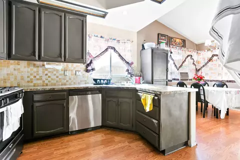 2631 Regal Ct, Lancaster, CA 93535 photo 4
